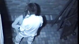 L'uomo annusando xxx ...