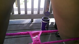 Fabbro avvitando la  ...