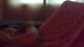 Un biondo cutie con  ...