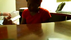 Claudia gioca un ruo ...